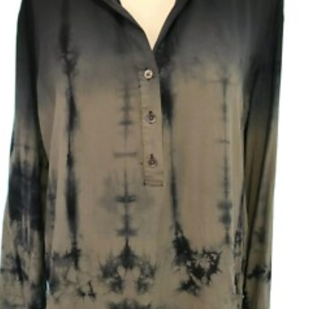 Casual Black and Gray Button Down Shirt with Unique Pattern